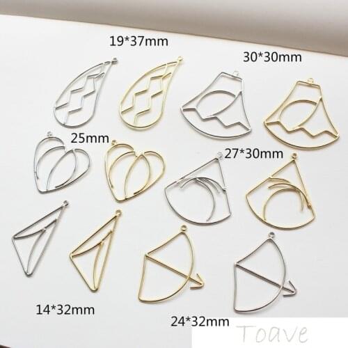 Simple Irregular Lines Pendant Oil Drop Epoxy Frame Copper Plated 18K Maintains Color Electroplated