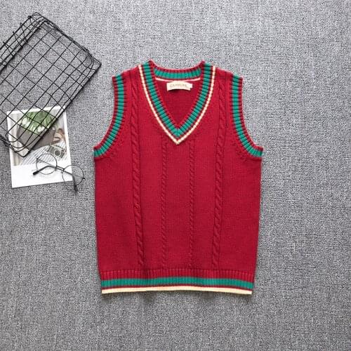 2019 Japanese Jk Sweater Knitwear Womens Cute Knitted Vest Cotton School Girls Uniform Jk Sweet Sleeveless Sweater New Year