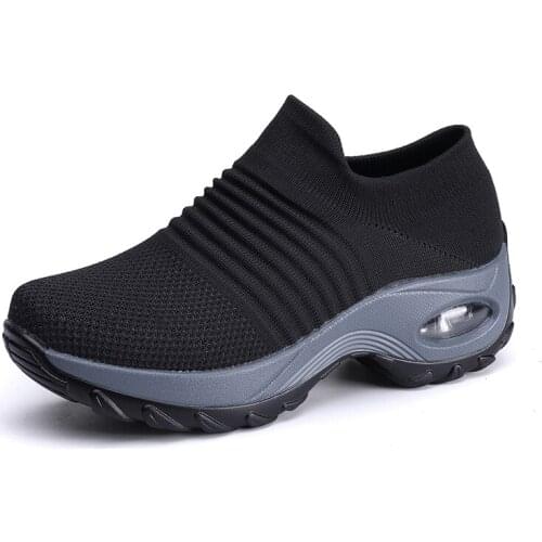 MOONBIFFY Sports Shoes