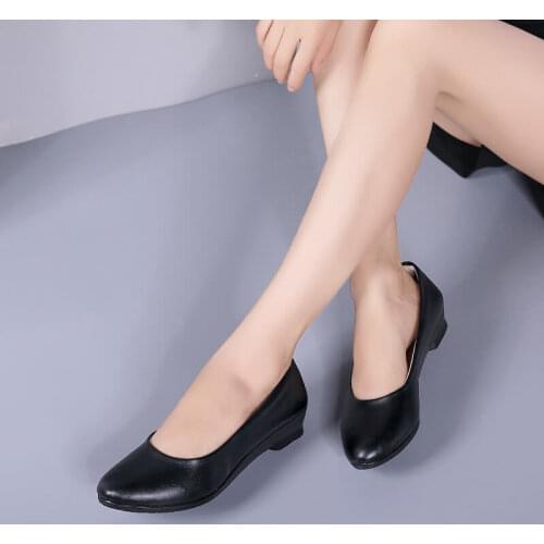 Tenis Feminino 2021 luxury Brand new Light Soft Sport Shoes Women Tennis Shoes Female Stability Walking Sneakers Trainers Cheap