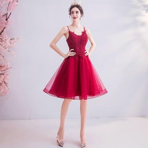 Evening Dresses Illusion V-Neck Sleeveless Spaghetti Strap Sequined Embroidery Backless Lace Tulle Women Formal Party Gown TS039