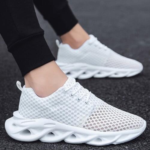 Mens Fashion Sneakers Men Women Summer Mesh Breathable Casual Sports Shoes Light Running Shoes Outdoor Walking Tennis Shoes