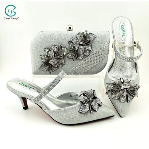 Italian Design Nigerian 2021 Newest Special Flower Decoration Style Women Shoes and Bag Set in Silver Color for Party Wedding