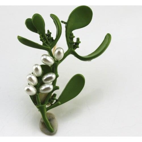 Vintage American Designer Natural Garden Pearl Green Painted Corsage Brooch 2020 Christmas Gifts