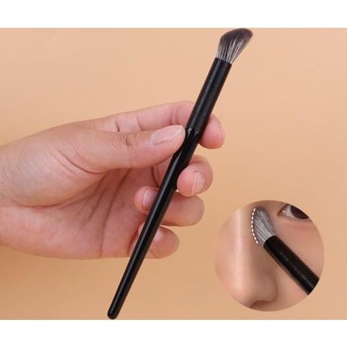 1pcs Nose Shadow Brush Angled Contour Makeup Brushes Face Bronzer Nose Silhouette Eyeshadow Cosmetic Blending Make Up Tool