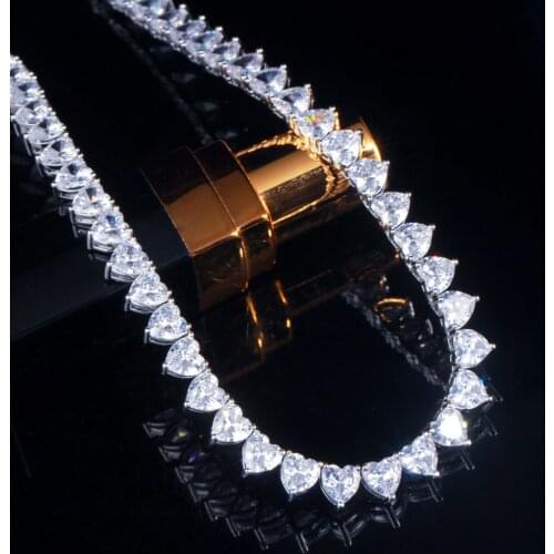 CWWZircons Shiny 5A Cubic Zirconia Heart Shape Iced Out Bling CZ Tennis Necklace for Women Fashion Hip Hop Party Jewelry CP082