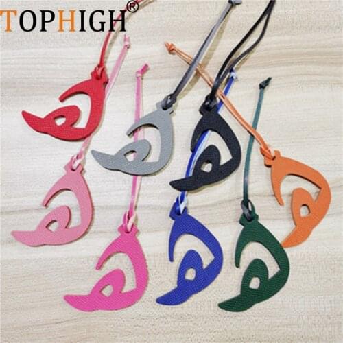 Custom Design 8 colors Genuine Natural Leather Character Alphabet Arabic Letter Keychain Handbag Man Ladies Women Bag Charm