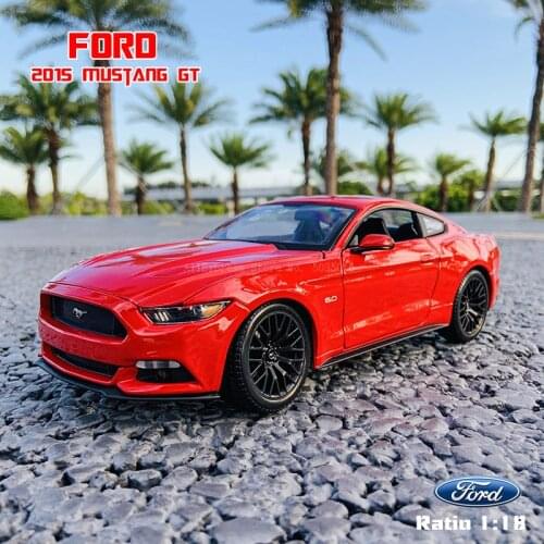 New Maisto 1:18 2015 Ford Mustang GT red sports car Alloy Retro Car Model Classic Car Model Car Decoration Collection gift