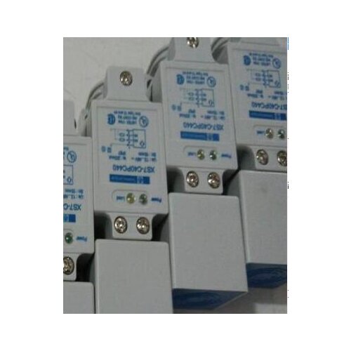 Free Shipping 2pcs/LOT NEW Switch XS7-C40PC440 inductive DC PNP normally open + normally closed sensor