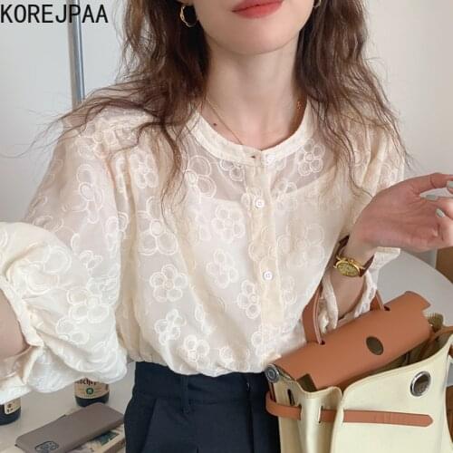 Korejpaa Woman Shirt 2021 Autumn Korea Temperament Ladies O Neck Embroidery Flowers Lantern Sleeve Suspenders Two-Piece Blouses