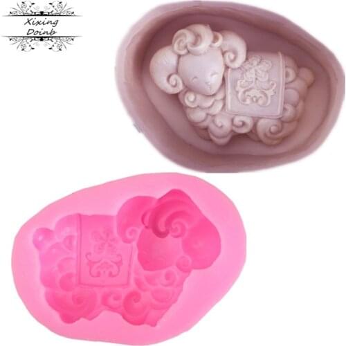 Twelve zodiac 3D cartoon sheep silicone mold chocolate cake decoration tool sheep shape clay technology mold cake mold