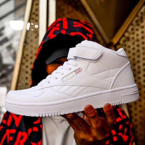 New Coming Lovers Casual Shoes Men Outdoor PU Leather Trainers Mid Platform FURY OG Zapatillas Sneakers