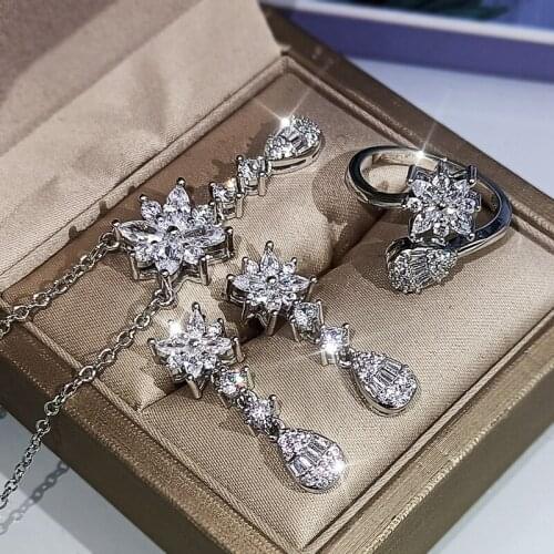 Unique craftsmanship diamond-studded flower earrings necklace opening adjustable ring light luxury ladies jewelry set