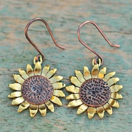 New Fashion Sunflower Earring Gold Flower Pendant Earring Ladies Engagement Wedding Pendant Earring Pendant Accessories