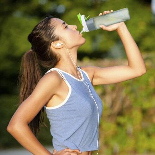 YiHAO 600ml Bottles Newest Design Plastic Sports Spray Water Bottle Straw For Outdoor Bicycle Cycling Sports Gym Drinking