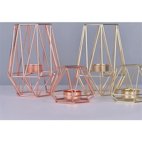 European Golden Candlestick Hexagon Candle Holders Retro Metal Candle Stand Tabletop Exquisite Candelabra Home Hotel Decoration