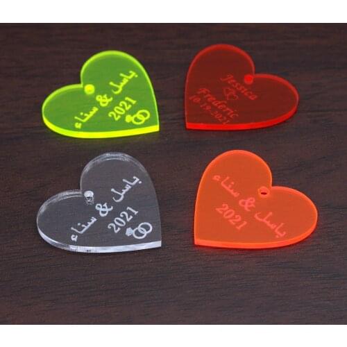 50 Personalized Carved Red/Yellow/Rose/Green Transparent Love Label Wedding Engagement Party Baptism Table Decoration Decoration