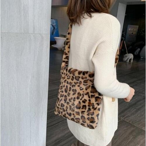 Leopard Plush Shoulder Bags for Womens Autumn and Winter Fashion Ladies Vintage Handbags Women Large Capacity Messenger Bag