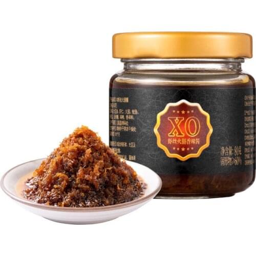 2 bottles XO sauce, seafood sauce, bibimbap sauce, noodles and noodles sauce dipped in Sauce Seafood spicy 80g / bottle