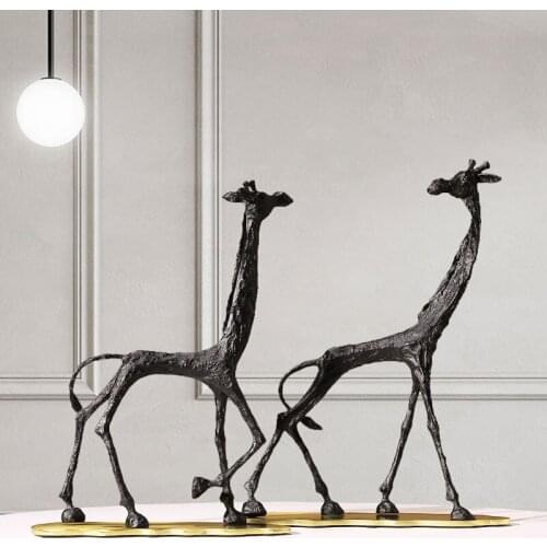 Modern Black Metal Giraffe Looking Back Figurines Home Crafts Living Room Animal Statue Decor Objects Office Accessories Gifts