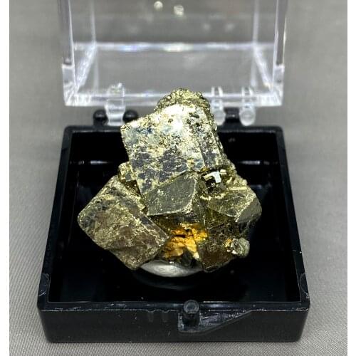 100% Natural rare Shiny pyrite mineral specimen stones and crystals healing crystals quartz box size 3.4cm