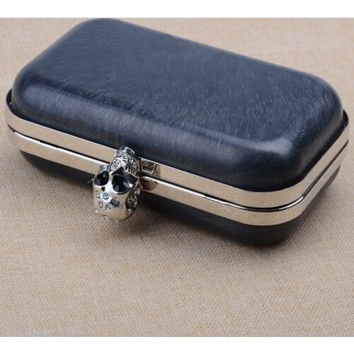 16 x 10cm Skull Clasps Purse Frame - Silver