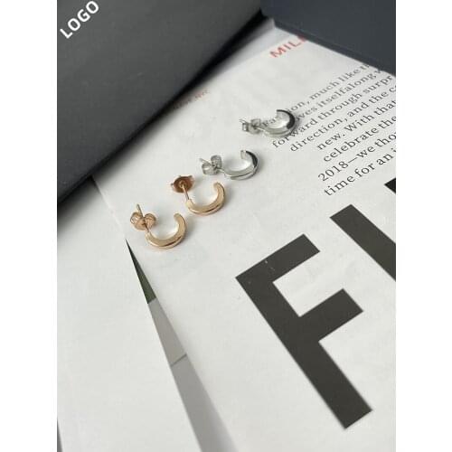 2021New Fashion Jewelry Titanium steel limited time sale latest suitable for original high-end DW earrings box beaded