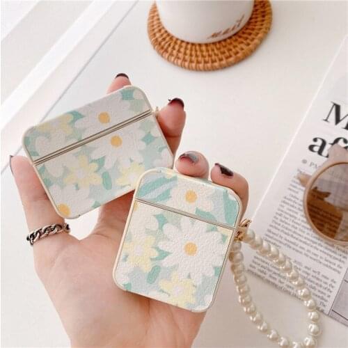 Relief Cute Daisy Flower Earphone Case for Airpods 2 1 Pearl Chain Leather Wireless Headphone Accessorie Cover for AirPods Pro