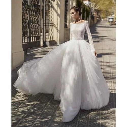 Boho Wedding Dress A-Line O-Neck Full Sleeve Lace Appliques Sequined Pearls Button Floor Length Sweep Train Bride Gown New