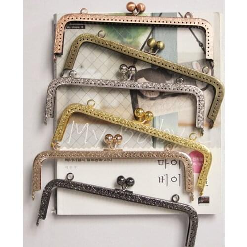 New Square Carving Patterns 5 Color 5Pcs/lot Metal-opening Bags DIY Bags Accessories Phone Bag Purse Frame Kiss Clasp Bag Hinge