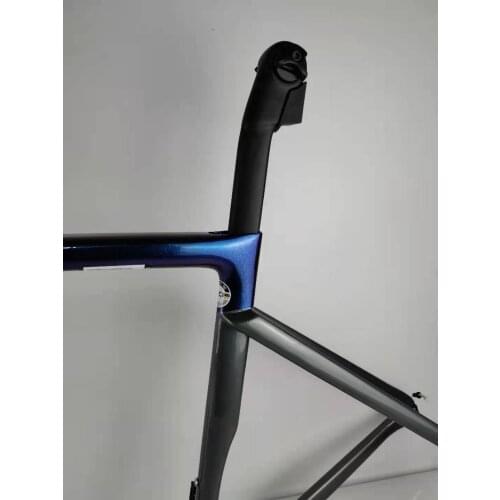 Hot high-quality road bike carbon fiber frame, suitable for DI2 group internal cable passing through the axle 100*12 142x12mm 70