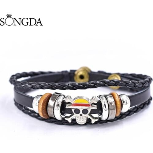 New One Piece Luffy Pirate Multilayer Beaded Leather Bracelet Unisex Goth Black Braided Bangles Fashion Jewelry Decorations Gift