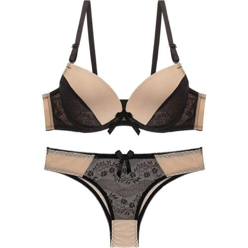New Fashion Sexy Lingerie Bra Set Lace Bra and Panty Push Up Women Underwear Sets Underwire Bralette Sexy Thong 3/4 Cup Lenceria
