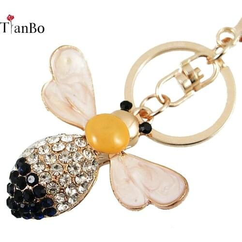 Novelty Souvenir Key Chains Cute Bee Insect Rhinestone Metal Keychain Couple Keychain Key Ring Hangbag Charms Pendant
