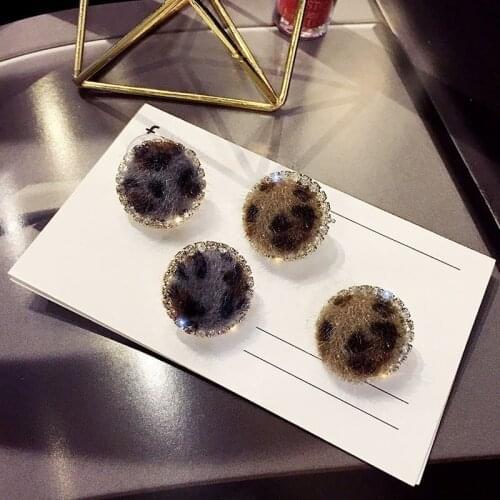 New Geometric Earrings Fashion Plush Leopard Stud Earring Round Rhinestone Earrings for Women Girl Jewelry Gift