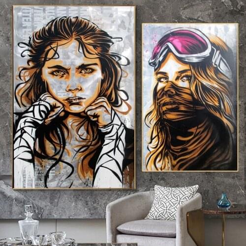 Nostalgic Anime Canvas Painting Retro Kraft Paper Poster Vintage Realistic Mask Lady Print Wall Picture for Living Room Decor