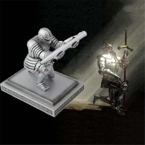 Knight Pen Holder Executive Soldier Figurine Pencil Stand for Office Accessories Pen Stand Desk Organizer Pencil Holder Gifts