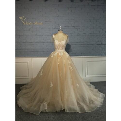 Champagne Wedding Gowns With Short Sleeve Applique Real Sample Wedding Dress Lace Up For Garden Bridal Dresses