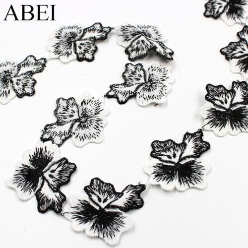45mm Embroidered Black White Water Soluble Lace Ribbon Trims Diy Clothes Fabric Lace Material Wedding Party Dress Decoration