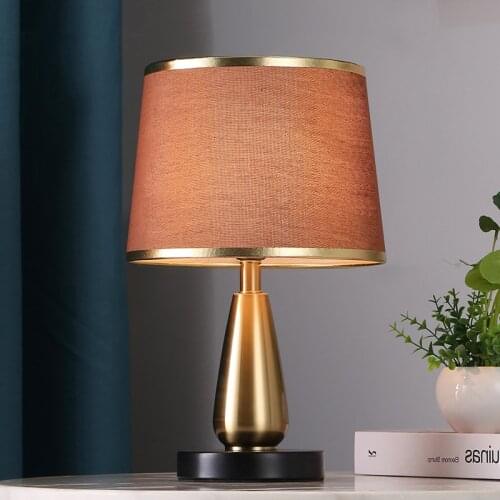 Nordic Bedroom Bedside Golden Table Lamp Modern LED Restaurant Bar Lighting Table Lamp Living Room Kitchen Home Decoration Lamps