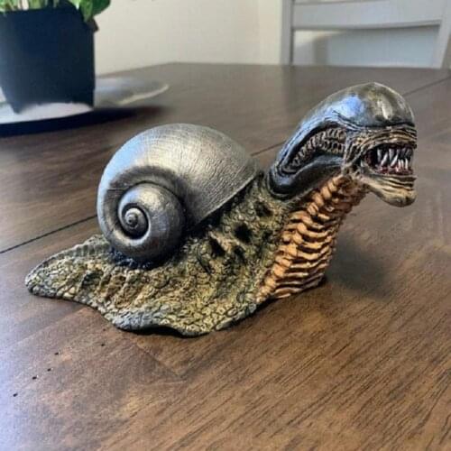 Creative Alien Snail Statue Crafts Decoration Figure Model Doll Collection Resin Snail Ornament Evil Terrible Snail Resin Craft