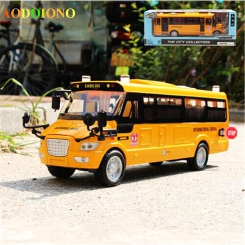 Music Sound and LED Light Metal Alloy School Bus Model Open Doors Pull Back Car Toys Kids Christmas with Free Gift Road Sign