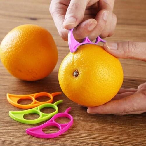 1pcs Two Finger Type Open Orange Peel Kitchen Tools Parer Orange Convenient And Safe Random Color Kitchen Gadgets Accessories
