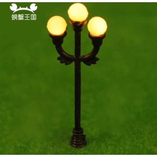 10pcs Model Railway Lamppost Lamps Street Lights HO Scale 7cm 6V model outdoor light model building kit