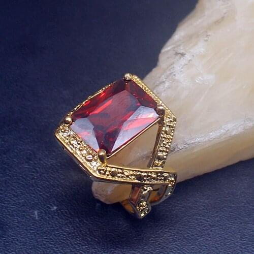 Gemstonefactory Jewelry Big Promotion Single Unique Yellow Gold Plated Red Garnet Fancy Women Men Gifts Band Rings 7# 20212991
