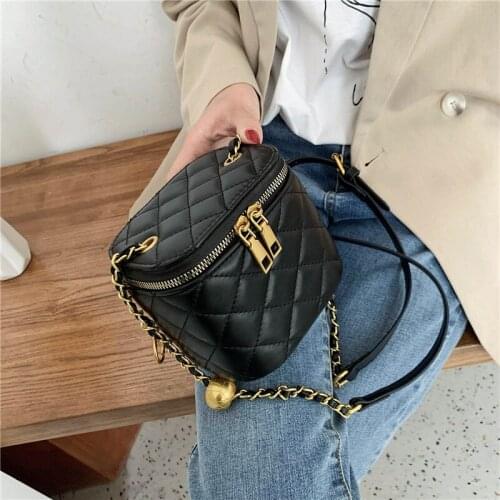 Women Lingge Chain Messenger Bag Ladies Fashion One Shoulder Small Square Bag