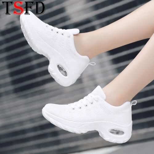 Big Size Womens Sneakers Lightweight White Sports Shoes Lace Up Mesh Breathable Running Shoes Air Cushion Women Shoe Jogging D1