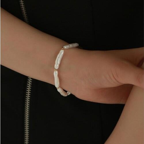 WTLTC Real Long Freshwater Pearls Bracelets for Women Retro Baroque Layered Charms Bracelet 2021 Chic Ins Irregular Jewelry