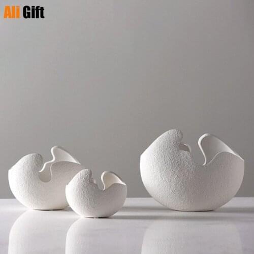 Ceramic Vase Creative Modern Fashion White Egg Shell Flower Home Decor Ornaments Home Decoration Vases For Flowers Gift Friend