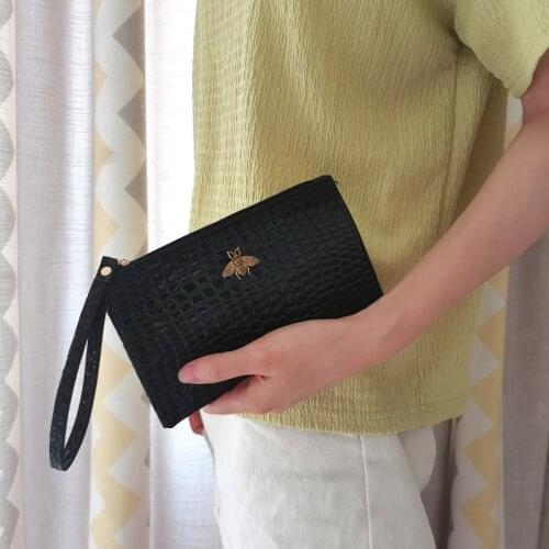 Womens Clutch Wallet Crocodile Pattern Bee Small Handbag Luxury Wholesale 2021 New Ladys Coin Purse Portable PU Card Case